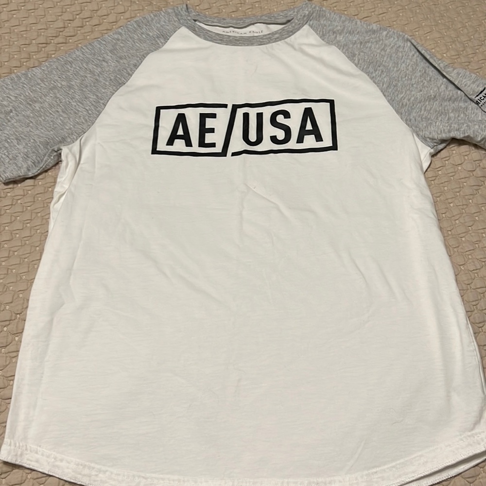 AE tee